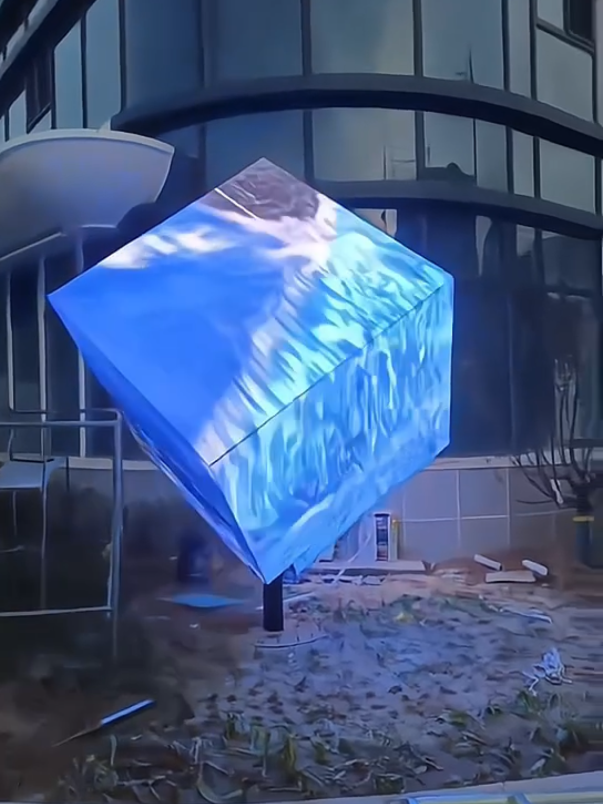 呼和浩特柯分学；；；；；；；；П砟Х LED 裸眼 3D 屏节造系统项目